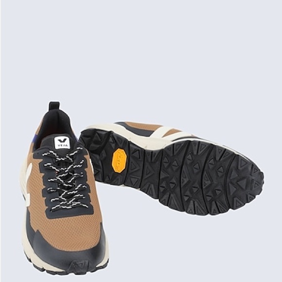 Veja Other - Veja Men's Tan and Black Sneakers